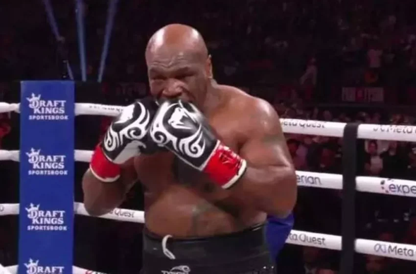  Why does Mike Tyson bite his glove during fights?