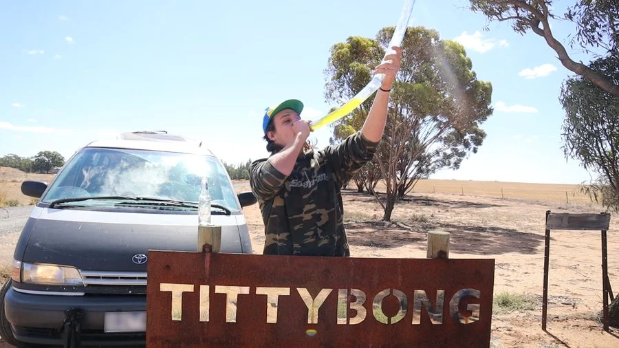 Tittybong